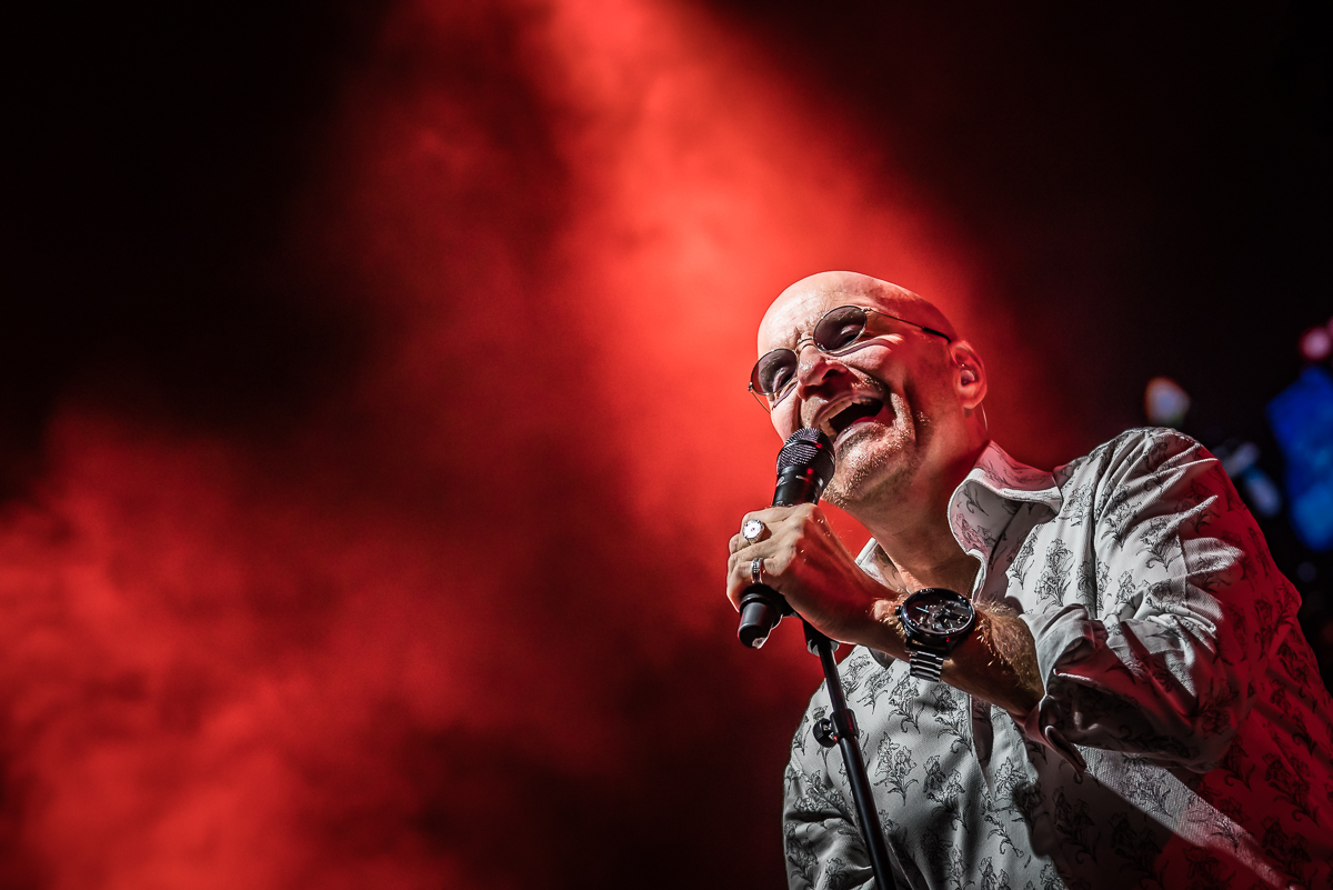 Night Fever - A tribute to the Bee Gees @ Fonnefeesten 2025, foto 28, foto's door Danny Wagemans - FrontView Magazine
