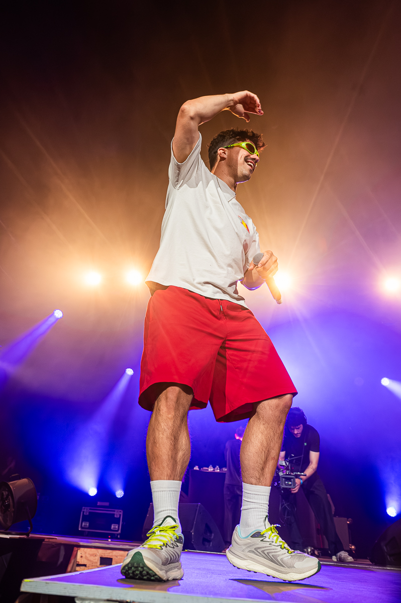 Omdat het kan & Average Rob @ Rijvers Festival 2025, picture 8, photographed by Dimitri Vanlommel - FrontView Magazine
