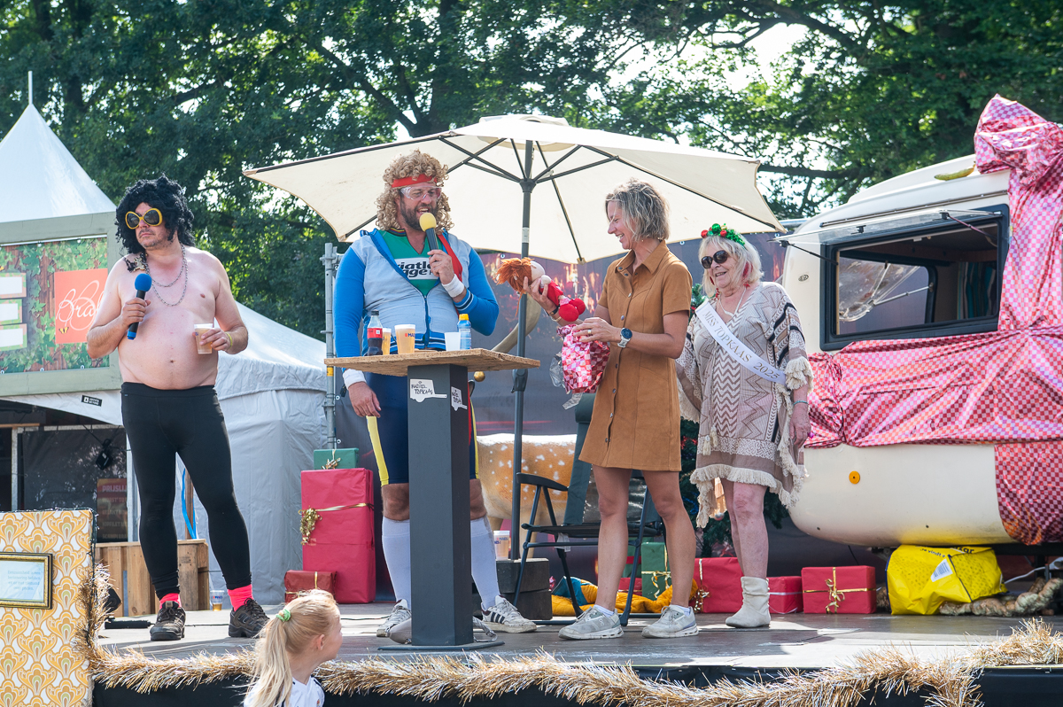 Radio Topkaas @ Rijvers Festival 2025, picture 5, photographed by Youri Vanlommel - FrontView Magazine