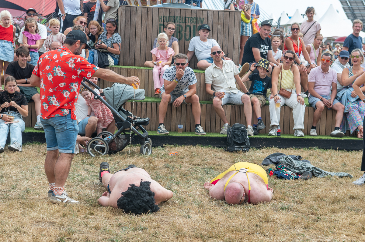Radio Topkaas @ Rijvers Festival 2025, picture 7, photographed by Youri Vanlommel - FrontView Magazine
