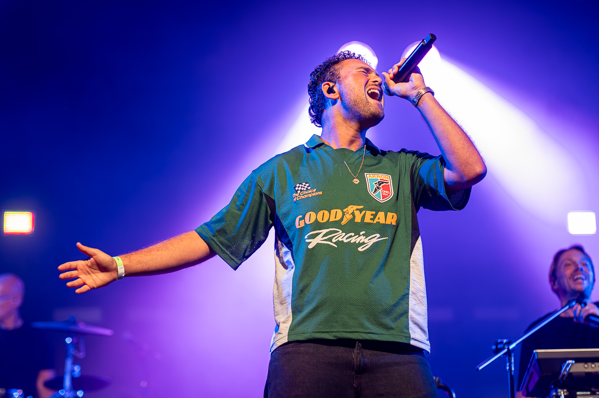 Regi live ft Linda & friends @ Rijvers Festival 2025, foto 5, foto's door Dimitri Vanlommel - FrontView Magazine