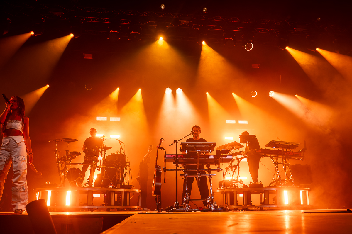 Regi live ft Linda & friends @ Rijvers Festival 2025, foto 14, foto's door Dimitri Vanlommel - FrontView Magazine