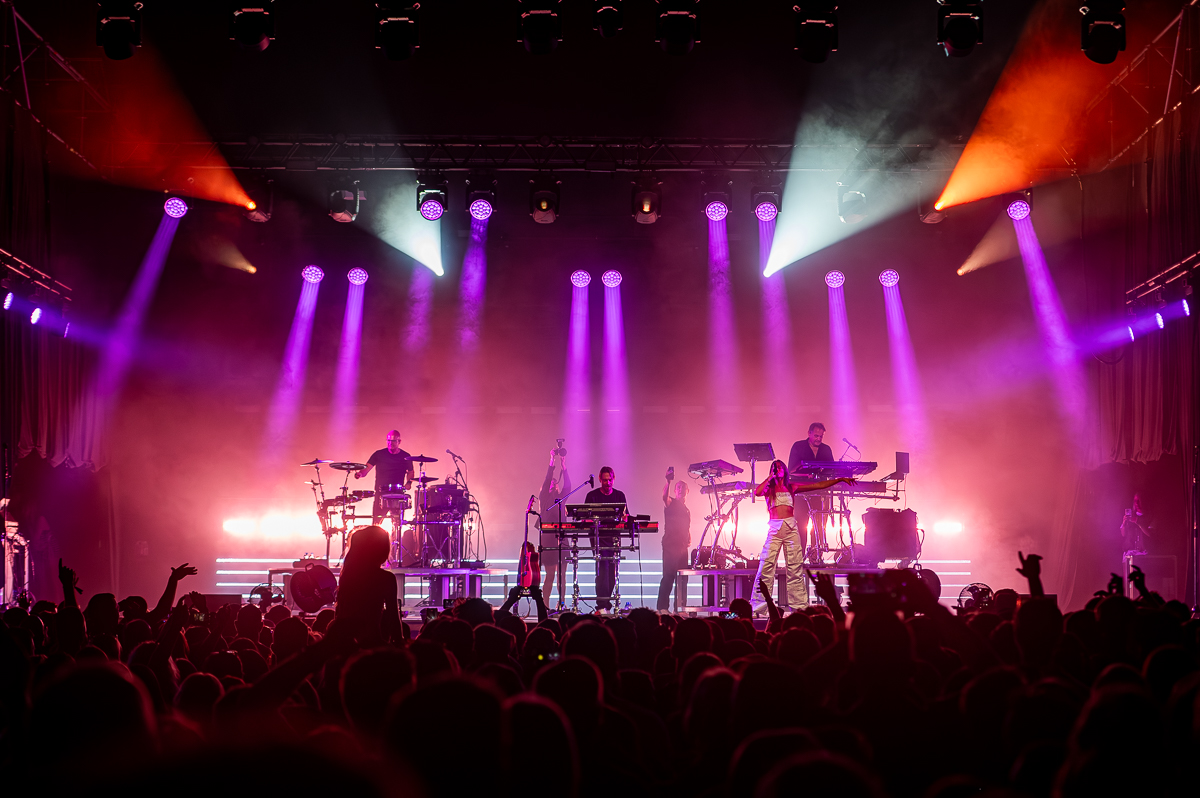 Regi live ft Linda & friends @ Rijvers Festival 2025, foto 16, foto's door Dimitri Vanlommel - FrontView Magazine