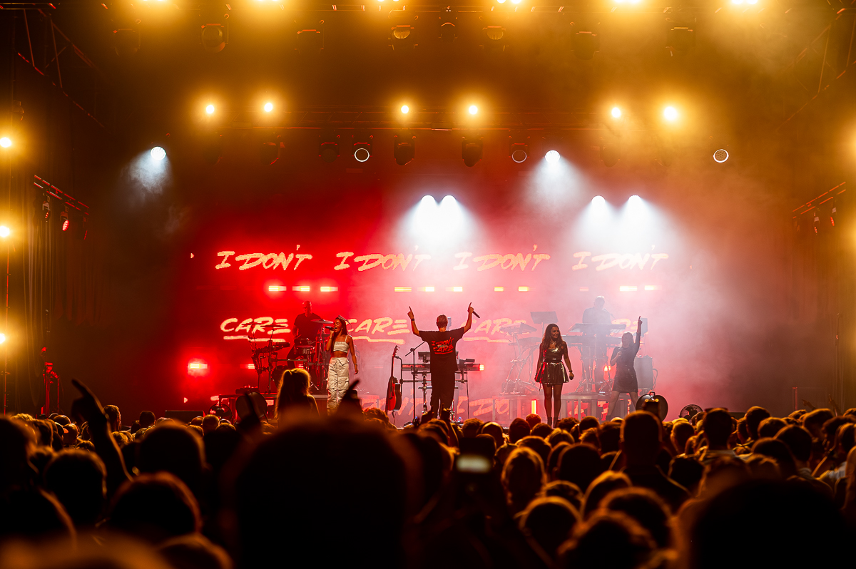 Regi live ft Linda & friends @ Rijvers Festival 2025, foto 19, foto's door Dimitri Vanlommel - FrontView Magazine