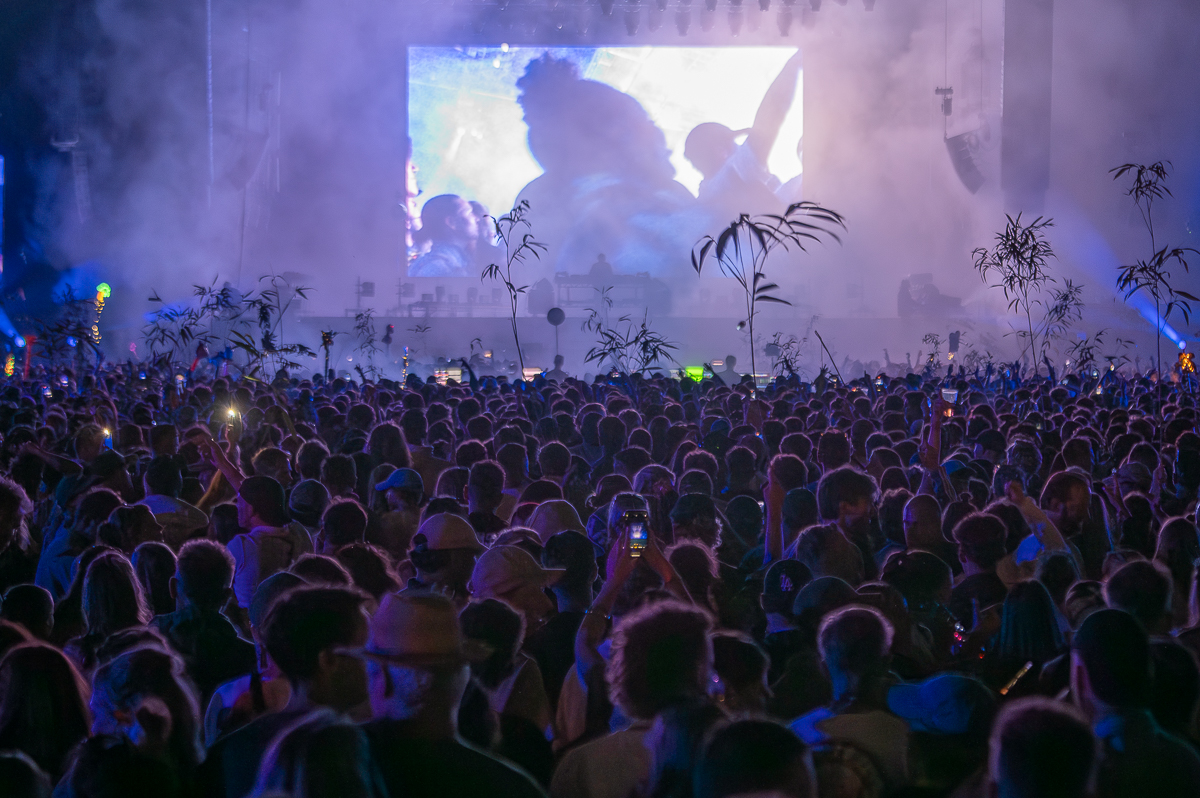 Jamie XX @ Lowlands, picture 5, photographed by Anoek Houben - FrontView Magazine