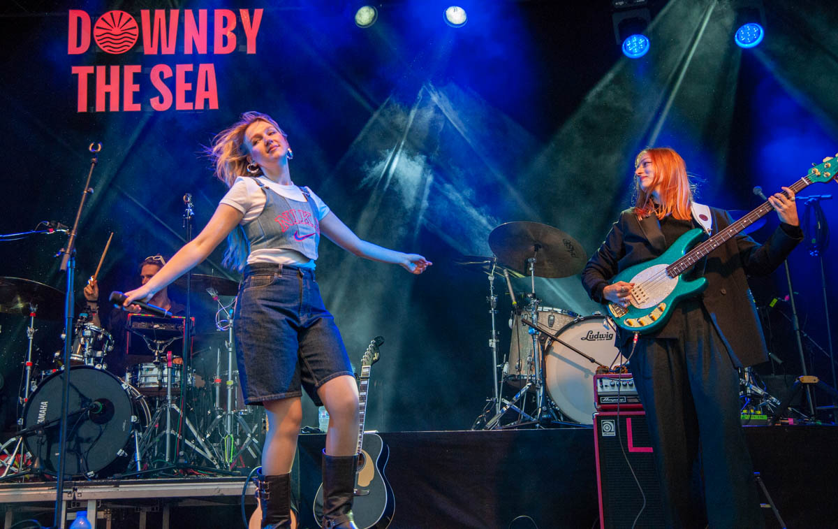Judith @ Down By The Sea 2025, picture 1, photographed by Peter Minnebo - FrontView Magazine