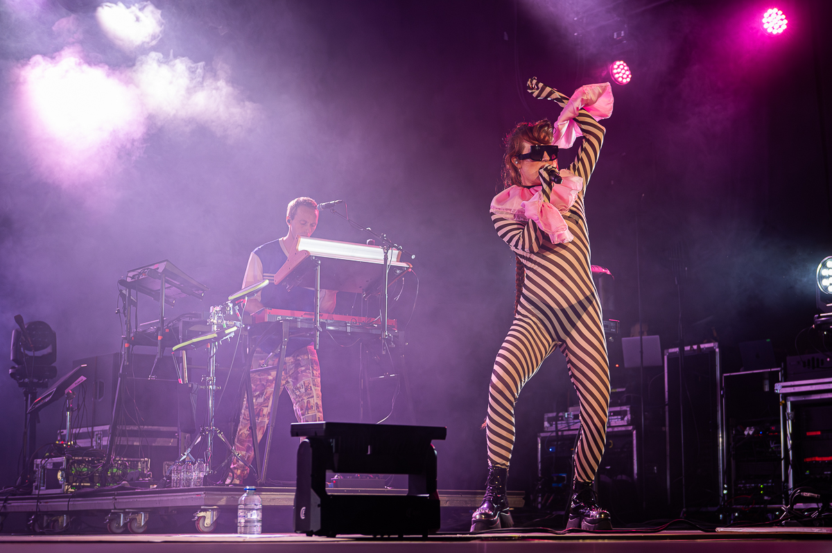 Merol @ Rijvers Festival 2025, picture 2, photographed by Dimitri Vanlommel - FrontView Magazine