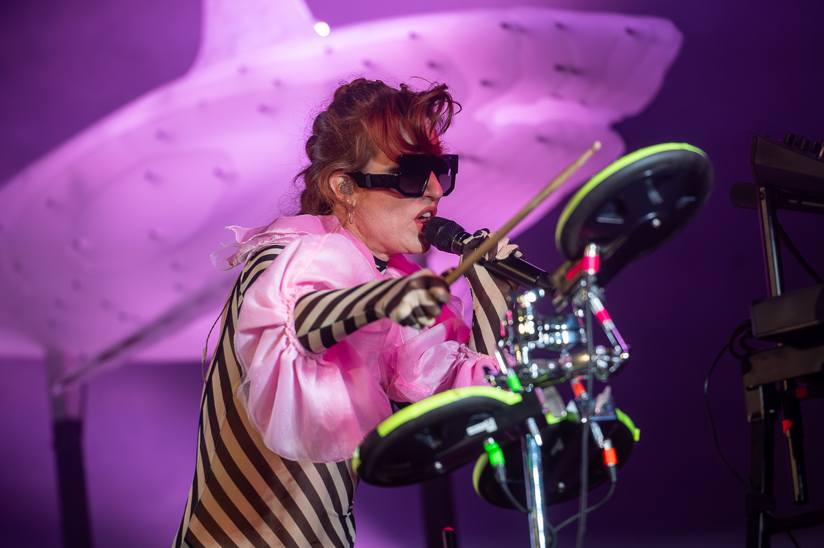 Merol @ Rijvers Festival 2025, picture 5, photographed by Dimitri Vanlommel - FrontView Magazine