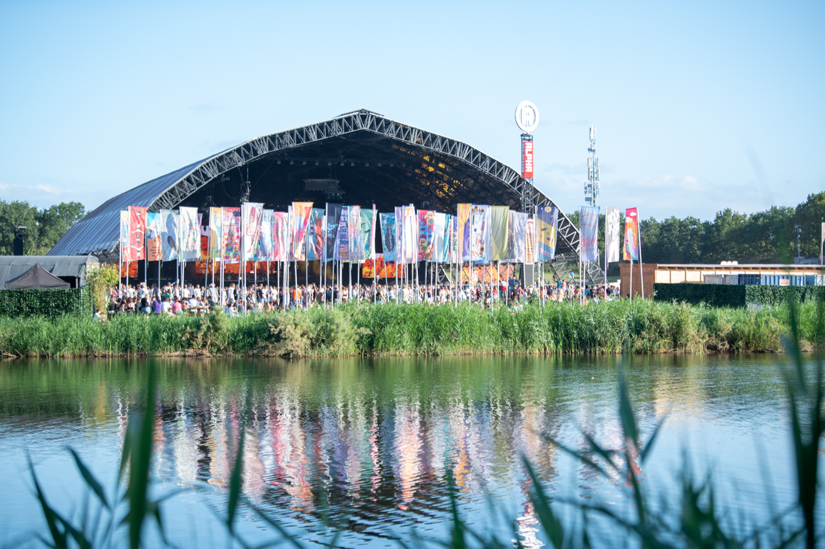 Sfeer @ Lowlands, picture 15, photographed by Anoek Houben - FrontView Magazine