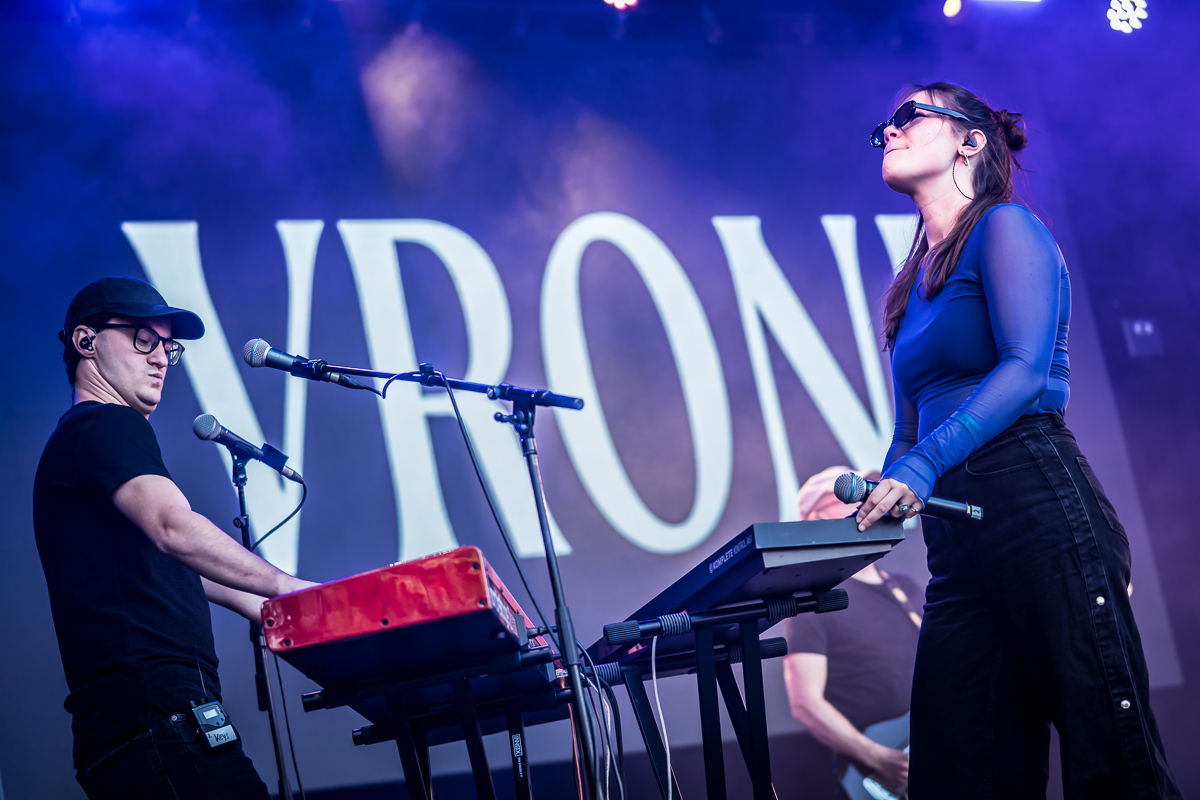 Vroni @ Fonnefeesten 2025, foto 5, foto's door Danny Wagemans - FrontView Magazine