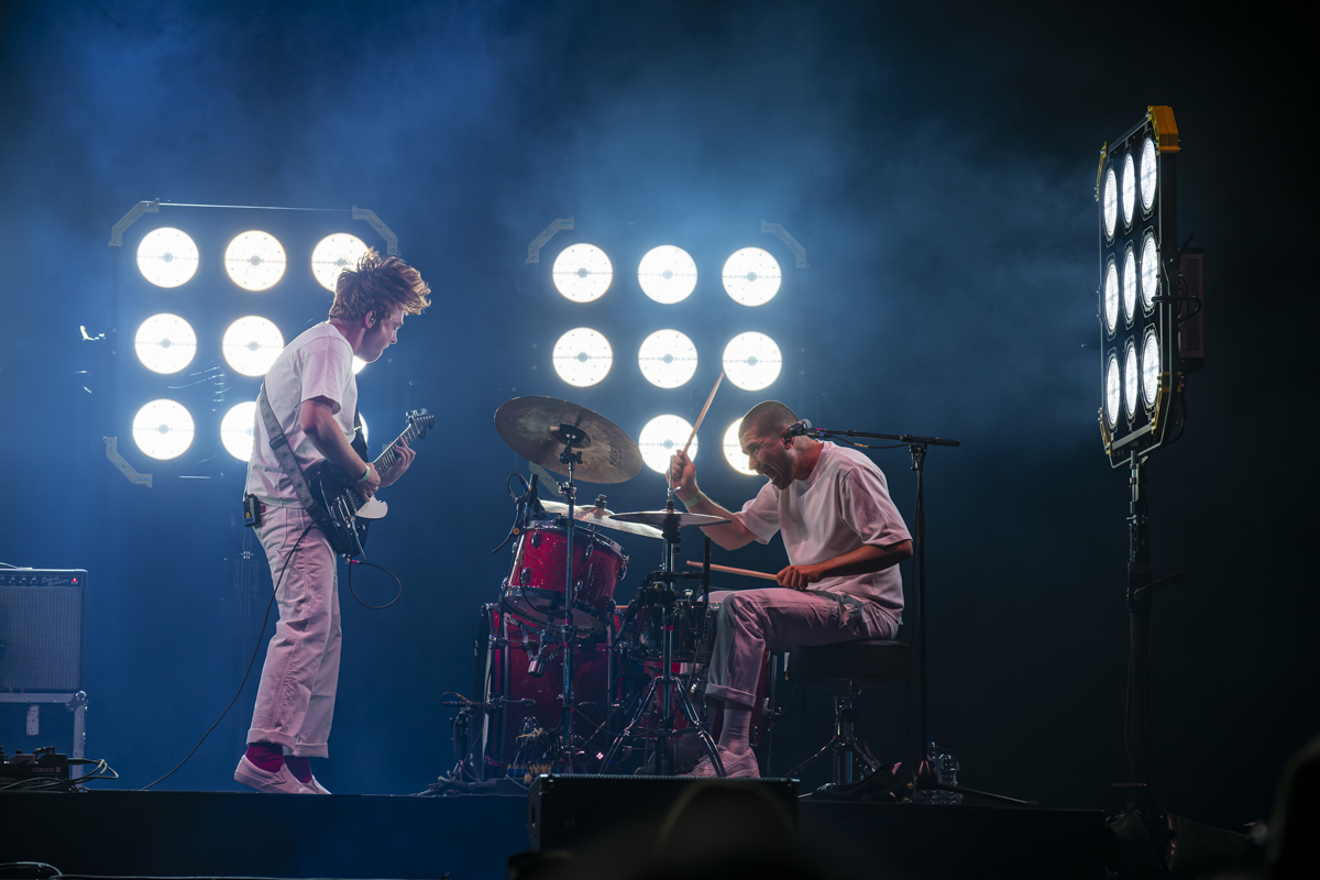 Equal Idiots @ Beveren Buiten, picture 11, photographed by Bart Janssens - FrontView Magazine