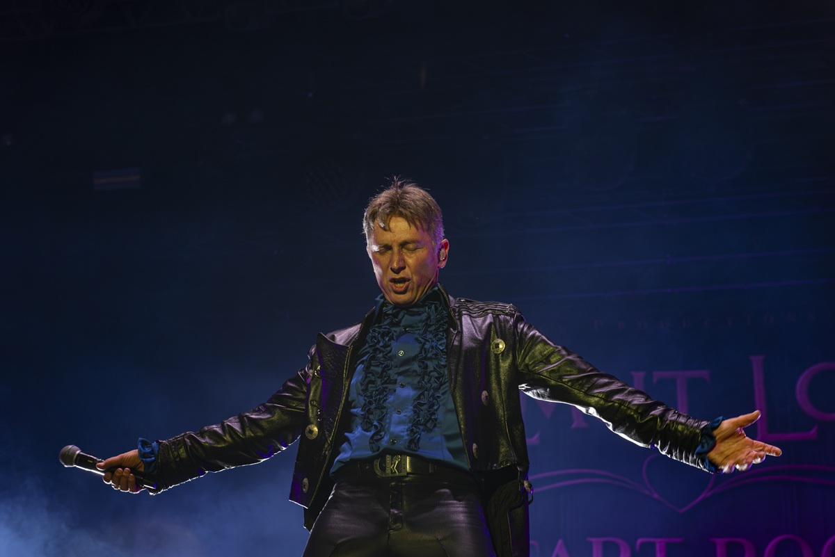 Helmut Lotti @ Beveren Buiten, picture 12, photographed by Bart Janssens - FrontView Magazine