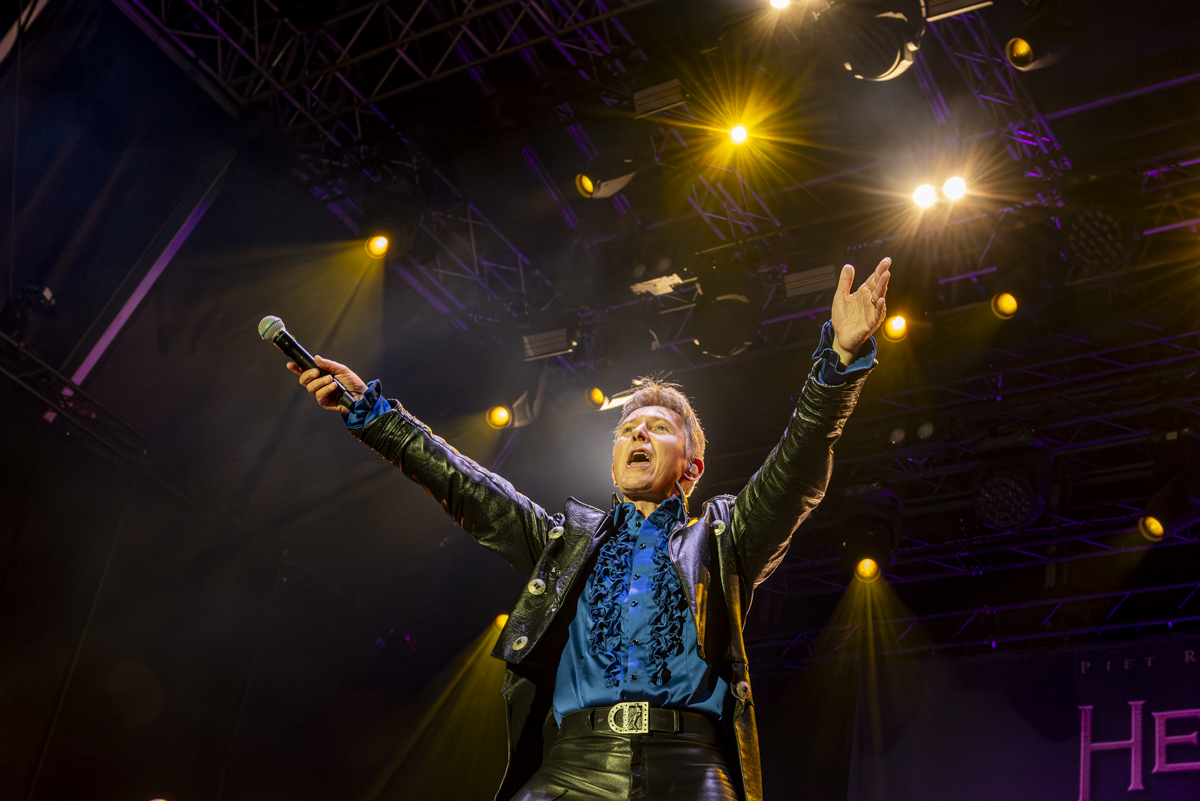 Helmut Lotti @ Beveren Buiten, picture 15, photographed by Bart Janssens - FrontView Magazine