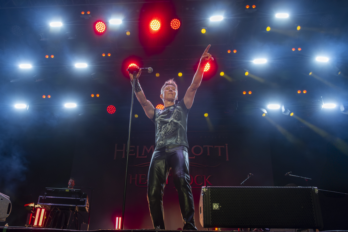 Helmut Lotti @ Beveren Buiten, picture 36, photographed by Bart Janssens - FrontView Magazine