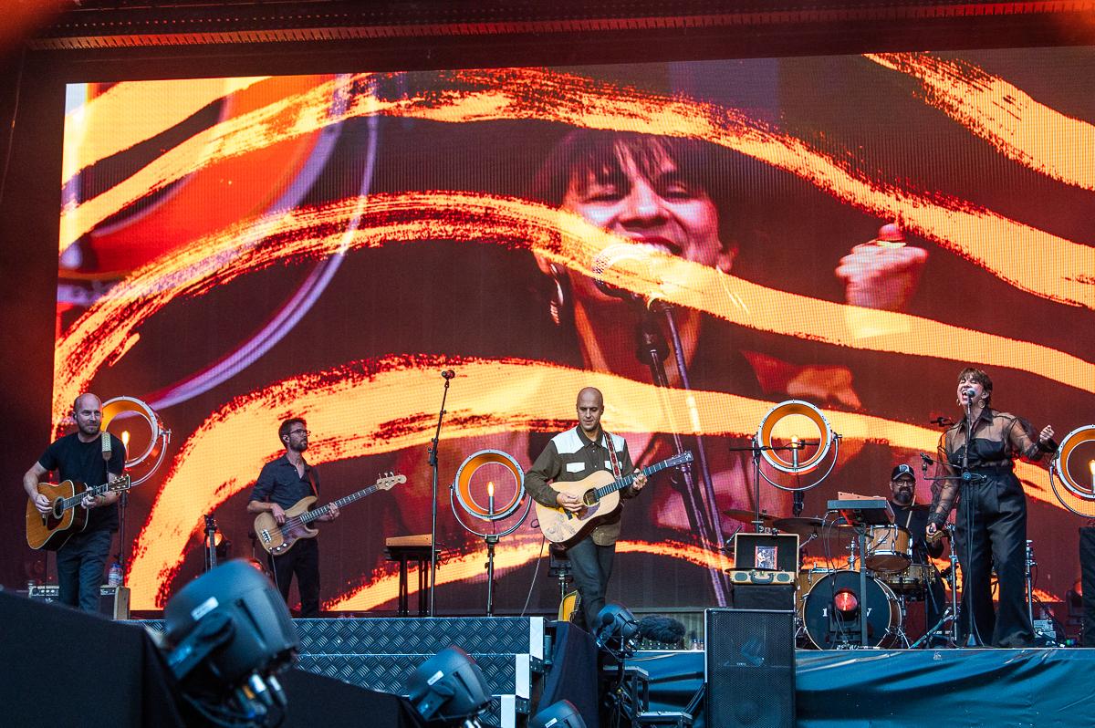 Milow @ Marktrock 2025, foto 5, foto's door Anoek Houben - FrontView Magazine