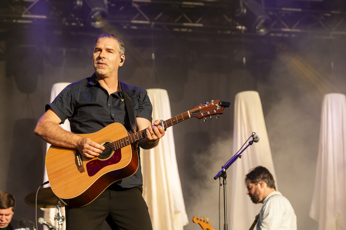 Yevgueni @ Maanrock 2025, foto 17, foto's door Edwin Houdevelt - FrontView Magazine