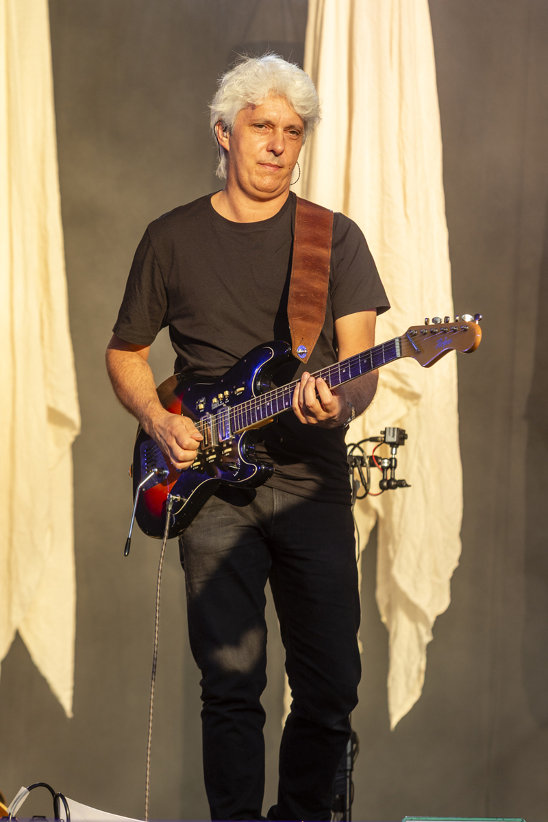 Yevgueni @ Maanrock 2025, foto 23, foto's door Edwin Houdevelt - FrontView Magazine