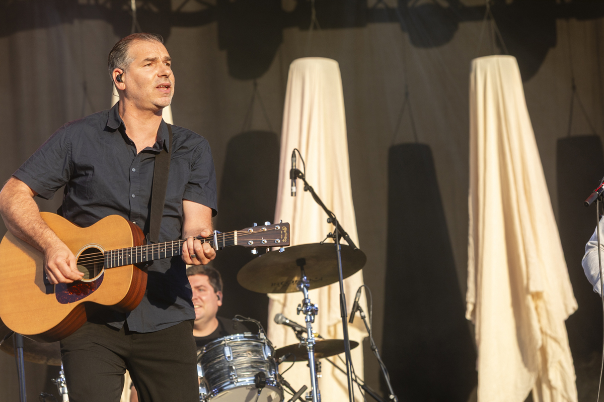 Yevgueni @ Maanrock 2025, foto 28, foto's door Edwin Houdevelt - FrontView Magazine