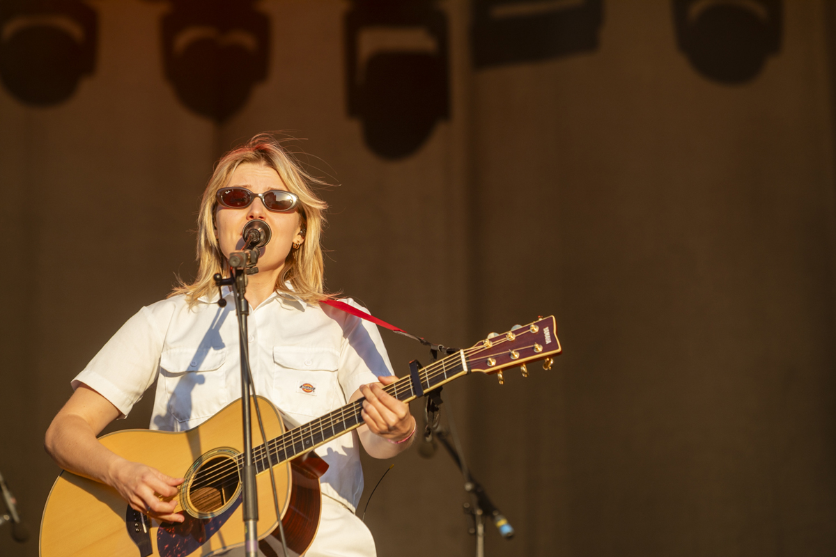 Bluai @ Maanrock 2025, foto 2, foto's door Edwin Houdevelt - FrontView Magazine