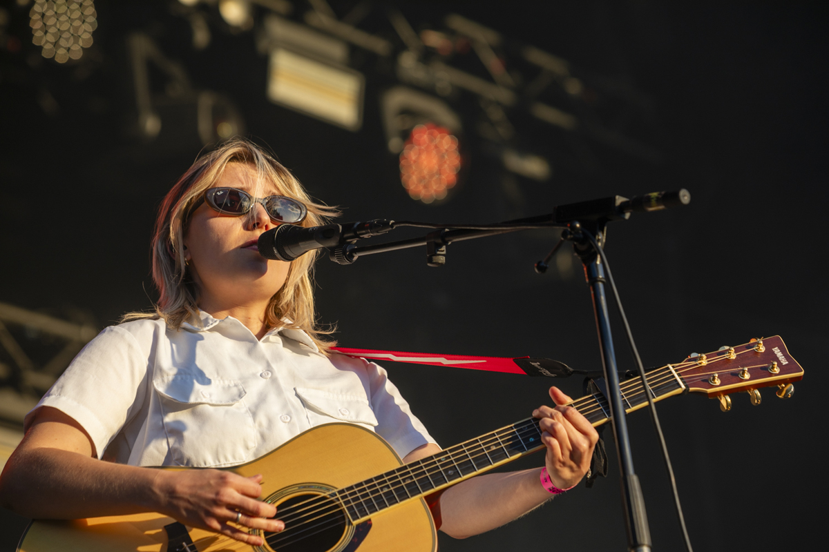 Bluai @ Maanrock 2025, foto 6, foto's door Edwin Houdevelt - FrontView Magazine