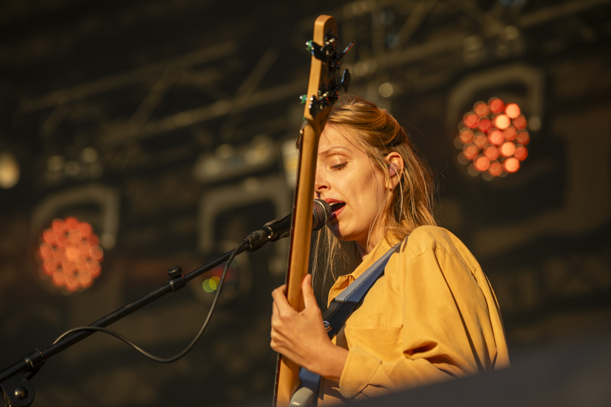 Bluai @ Maanrock 2025, foto 9, foto's door Edwin Houdevelt - FrontView Magazine