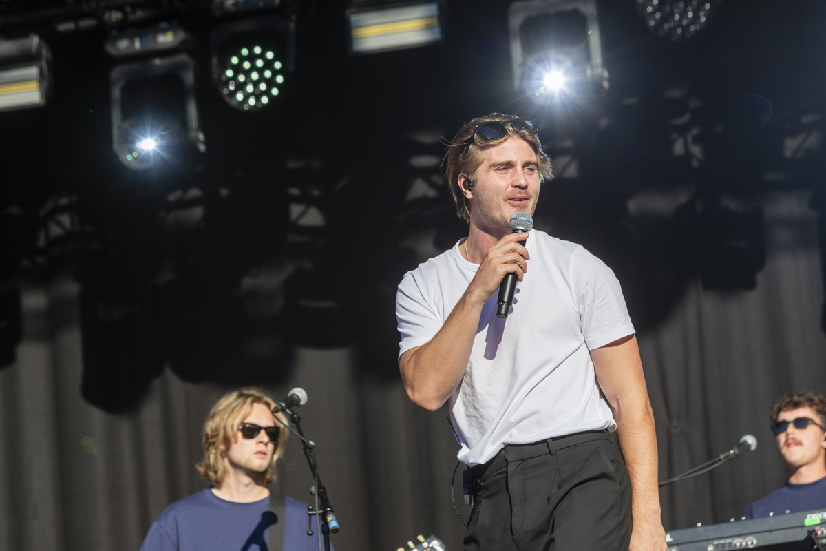 Maksim @ Maanrock 2025, foto 9, foto's door Edwin Houdevelt - FrontView Magazine