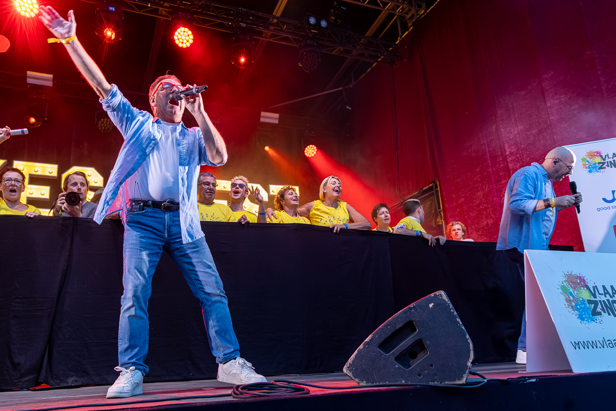 4TACT - Vlaanderen Zingt @ Bollekesfeesten Antwerpen, foto 20, foto's door Paul Jongeneelen - FrontView Magazine