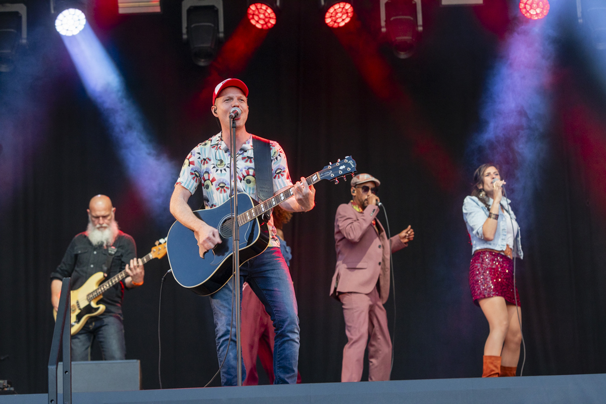 Cleymans Zingt Spring @ Maanrock 2025, photo 26 of 28, photographed by Edwin Houdevelt - FrontView Magazine