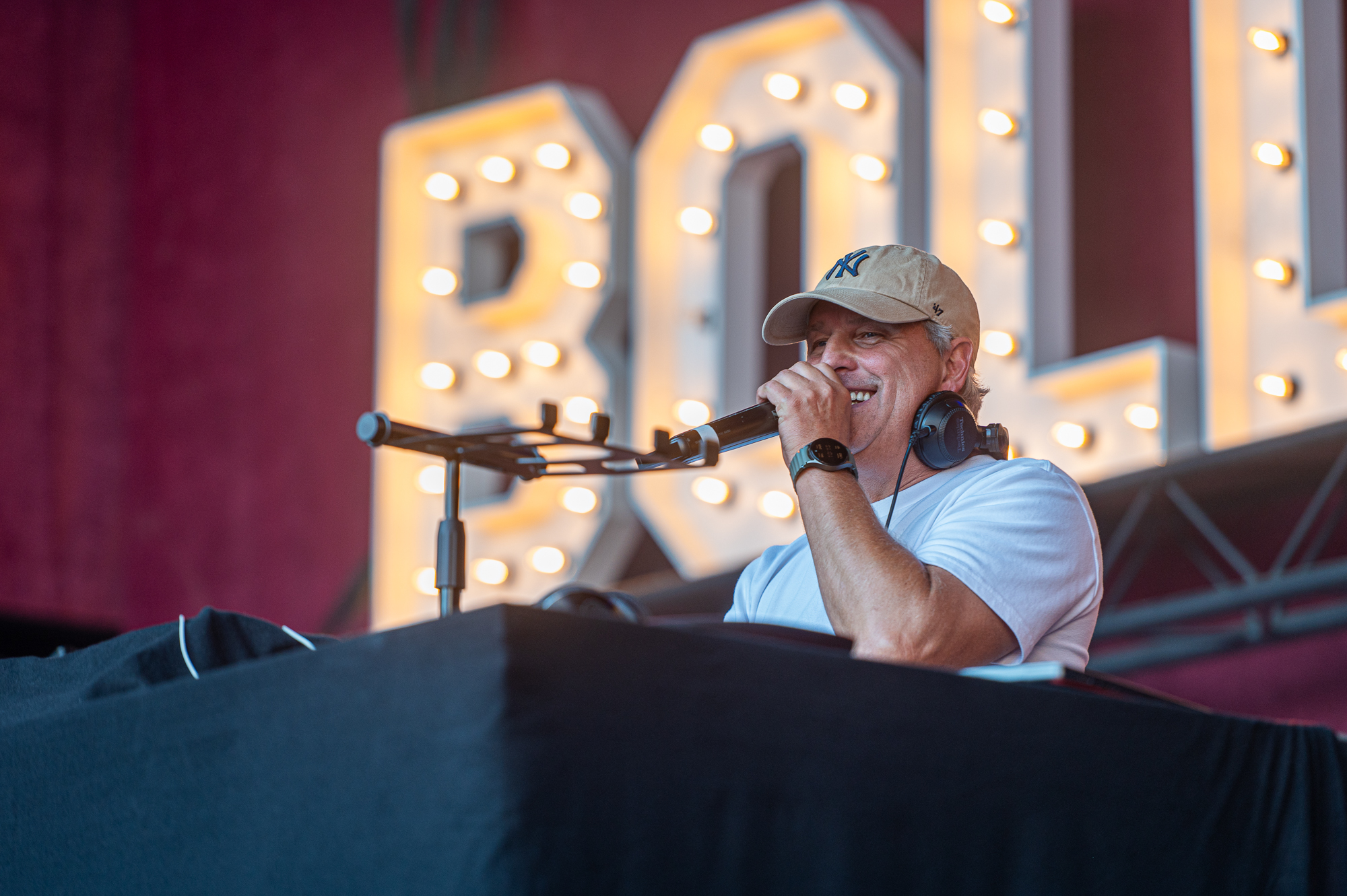 DJ F.R.A.N.K. @ Bollekesfeesten Antwerpen, foto 2, foto's door Dimitri Vanlommel - FrontView Magazine