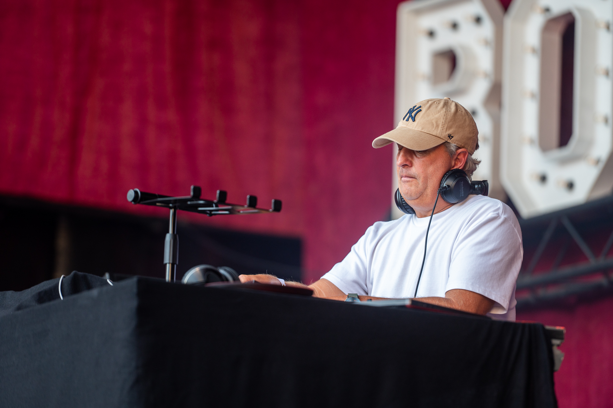 DJ F.R.A.N.K. @ Bollekesfeesten Antwerpen, foto 10, foto's door Dimitri Vanlommel - FrontView Magazine