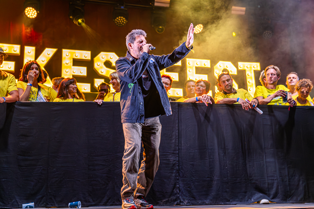 Eric Goossens @ Bollekesfeesten Antwerpen, foto 3, foto's door Paul Jongeneelen - FrontView Magazine