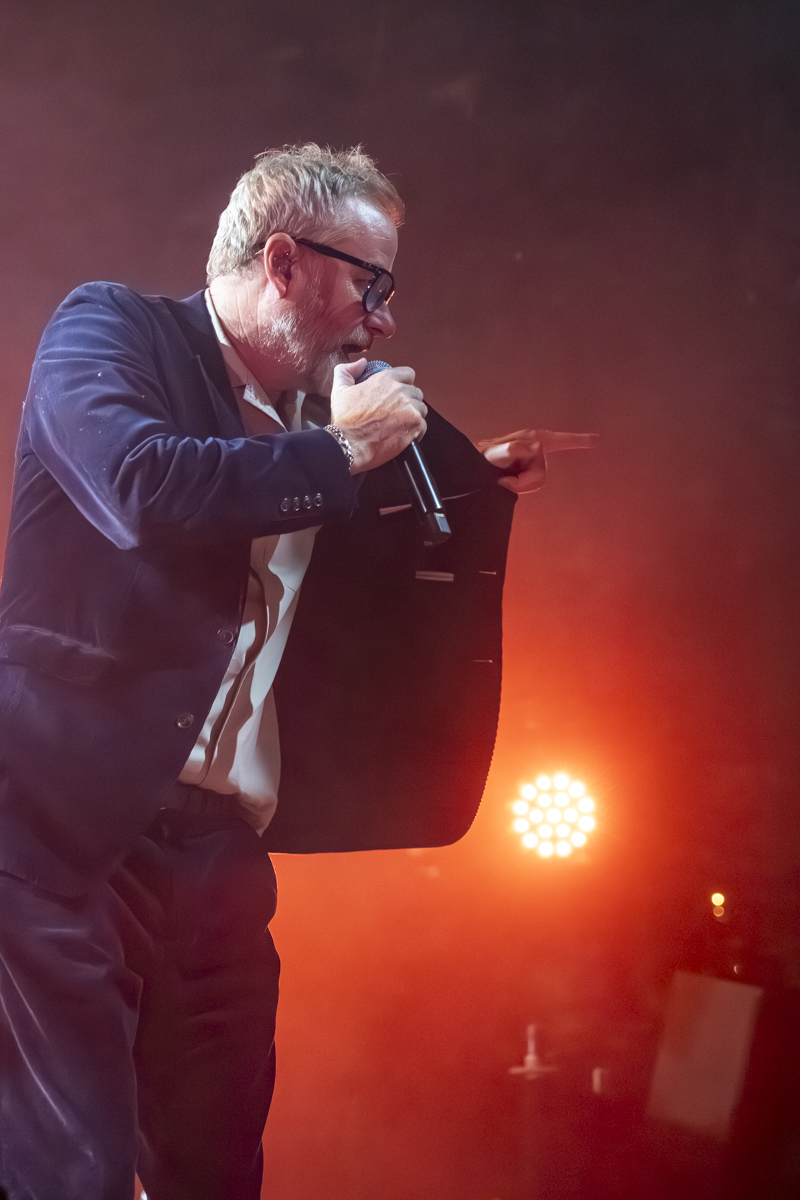 Matt Berninger @ OLT Rivierenhof, picture 15, photographed by Bart Janssens - FrontView Magazine