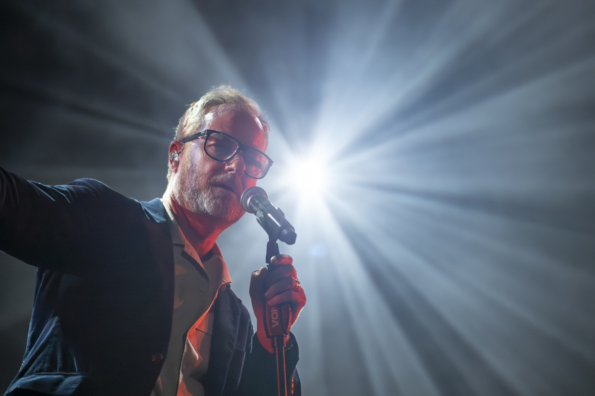 Matt Berninger @ OLT Rivierenhof, picture 16, photographed by Bart Janssens - FrontView Magazine