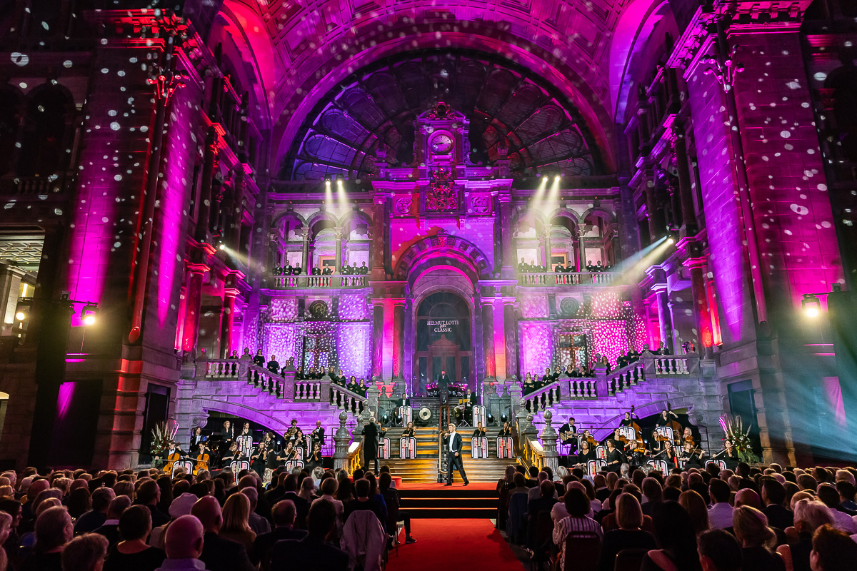 Helmut Lotti Goes Classic 30 Years jubileumtour @ Centraal station, picture 11, photographed by Marc Verdonck - FrontView Magazine