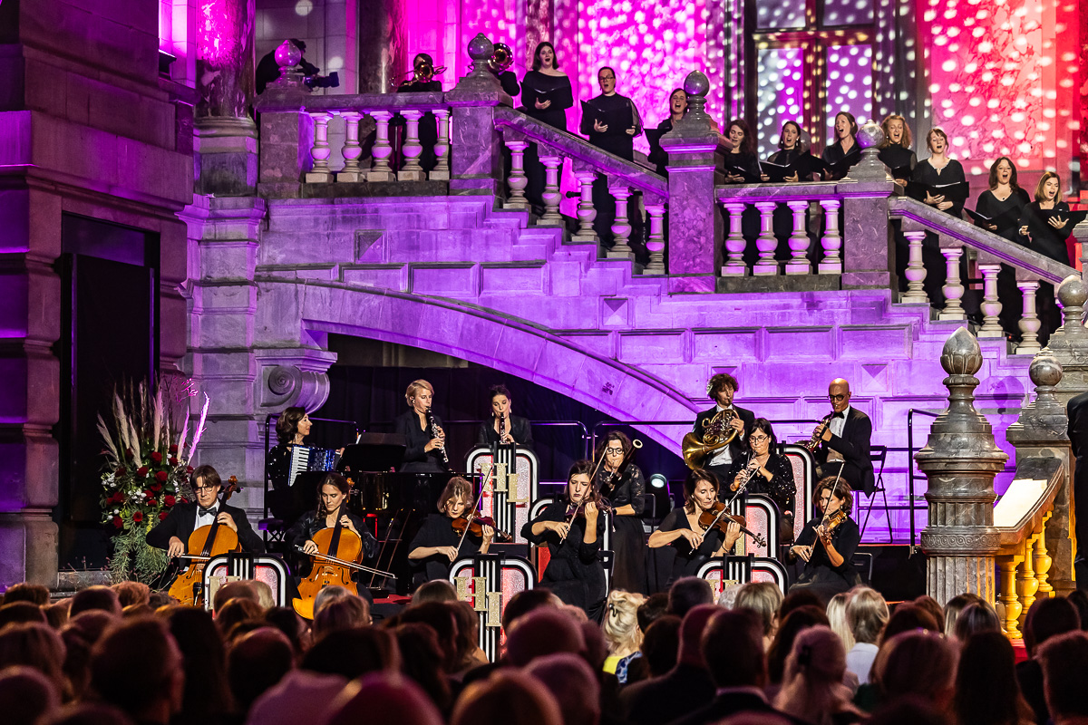 Helmut Lotti Goes Classic 30 Years jubileumtour @ Centraal station, picture 13, photographed by Marc Verdonck - FrontView Magazine
