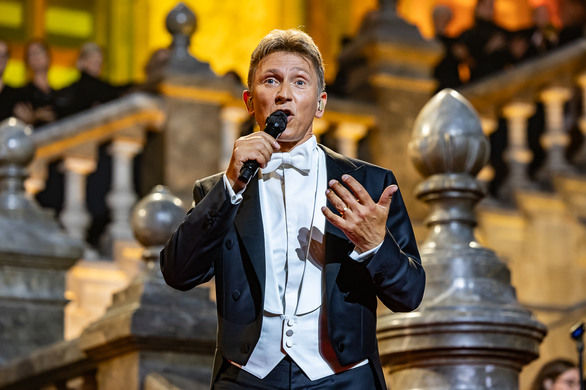 Helmut Lotti Goes Classic 30 Years jubileumtour @ Centraal station, picture 38, photographed by Marc Verdonck - FrontView Magazine