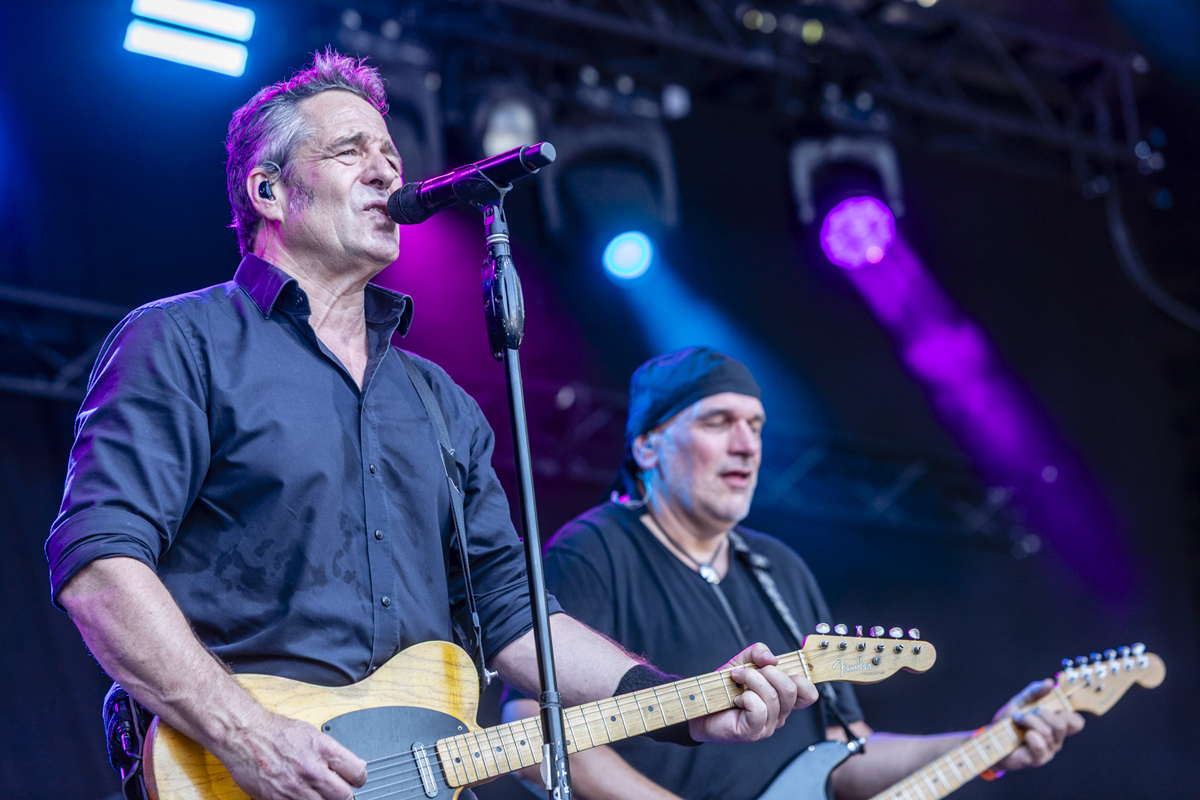 The Bruceband @ Villa Pace 2025, picture 12, photographed by Edwin Houdevelt - FrontView Magazine