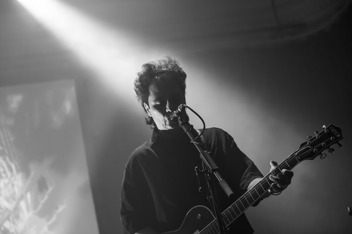 She Past Away @ De Casino, picture 1, photographed by Bart Janssens - FrontView Magazine