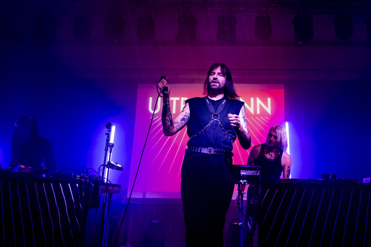 Ultra Sunn @ De Casino, picture 4, photographed by Bart Janssens - FrontView Magazine