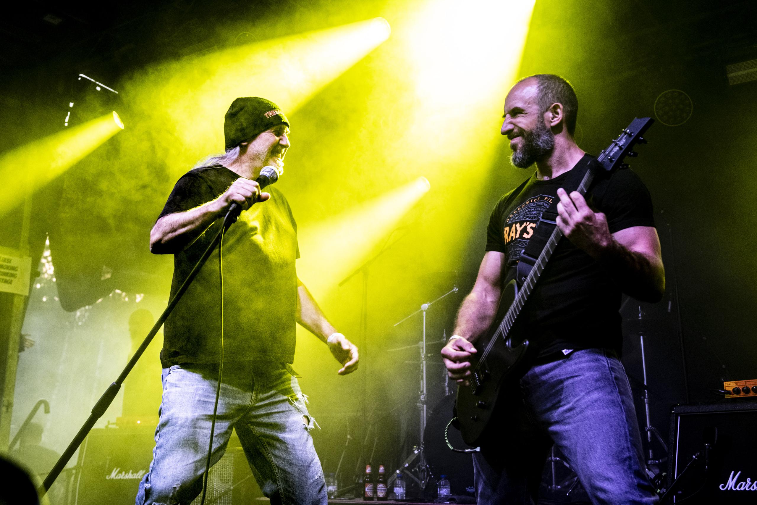 Cyclone - Punx in the pit @ De Schorre, picture 1, photographed by Sandra Van Watermeulen - FrontView Magazine