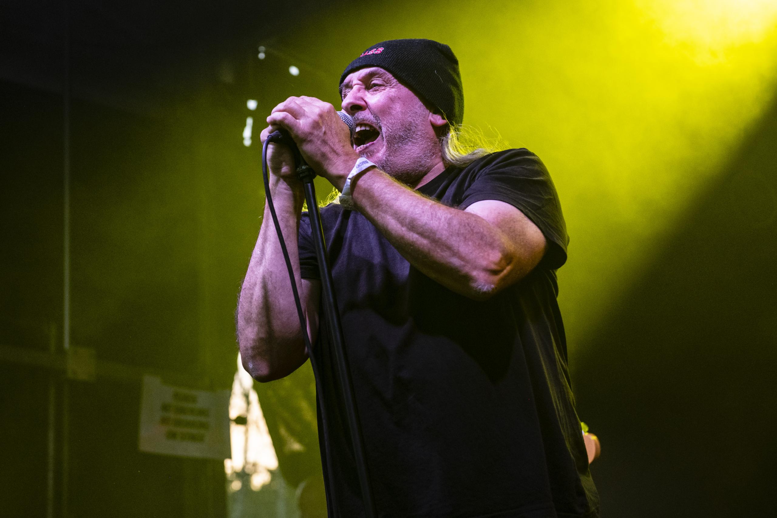 Cyclone - Punx in the pit @ De Schorre, picture 3, photographed by Sandra Van Watermeulen - FrontView Magazine