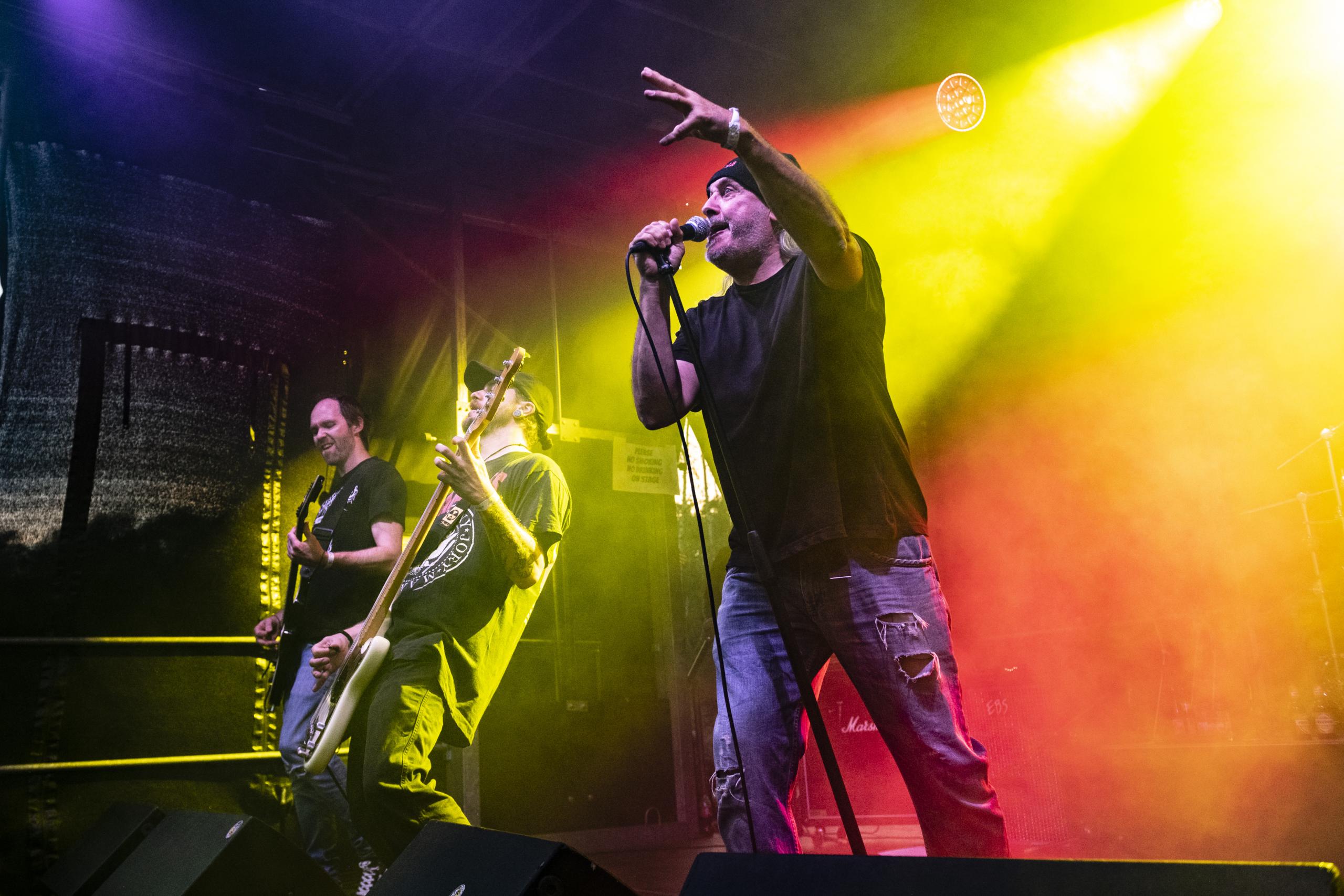 Cyclone - Punx in the pit @ De Schorre, picture 5, photographed by Sandra Van Watermeulen - FrontView Magazine