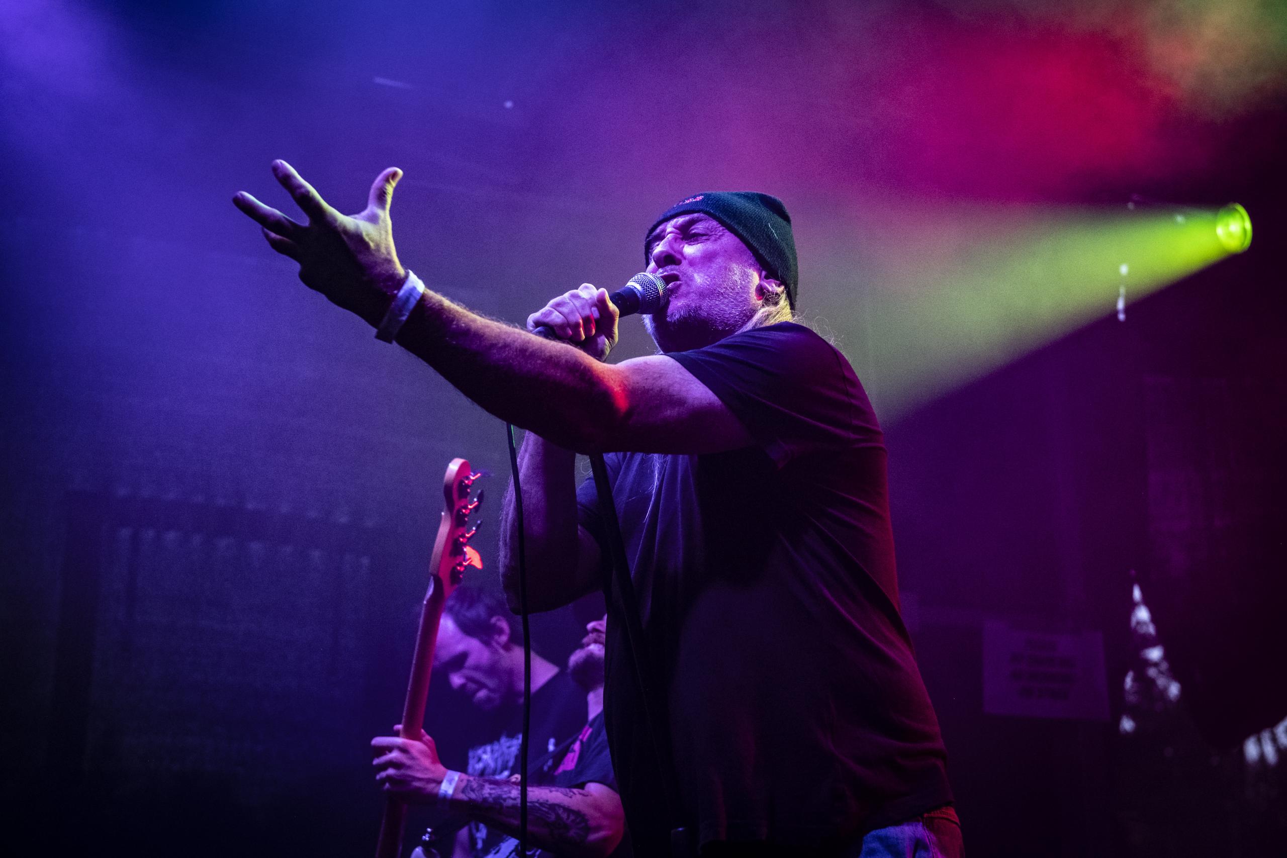 Cyclone - Punx in the pit @ De Schorre, picture 18, photographed by Sandra Van Watermeulen - FrontView Magazine