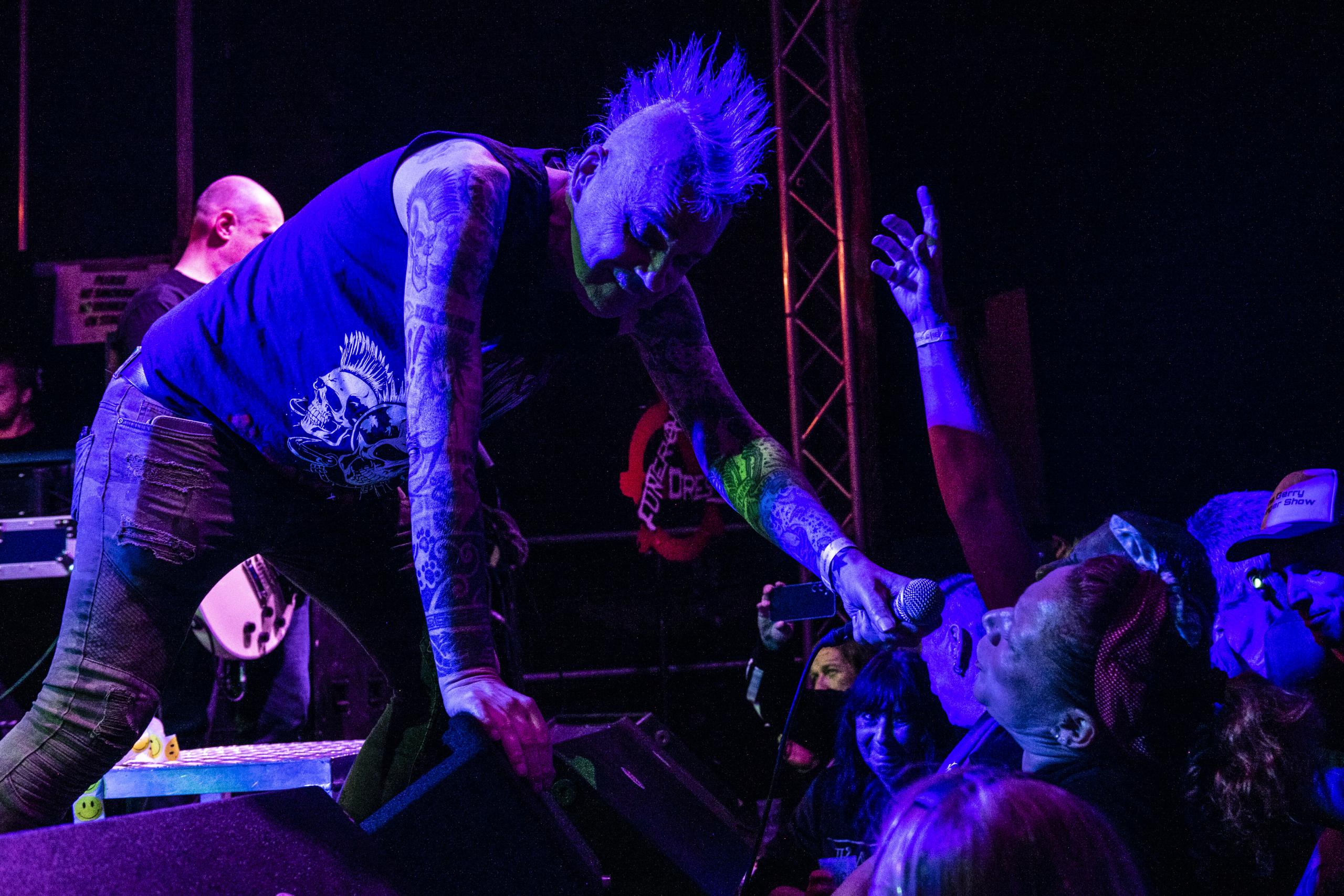 Funerel Dress - Punx in the pit @ De Schorre, picture 6, photographed by Sandra Van Watermeulen - FrontView Magazine