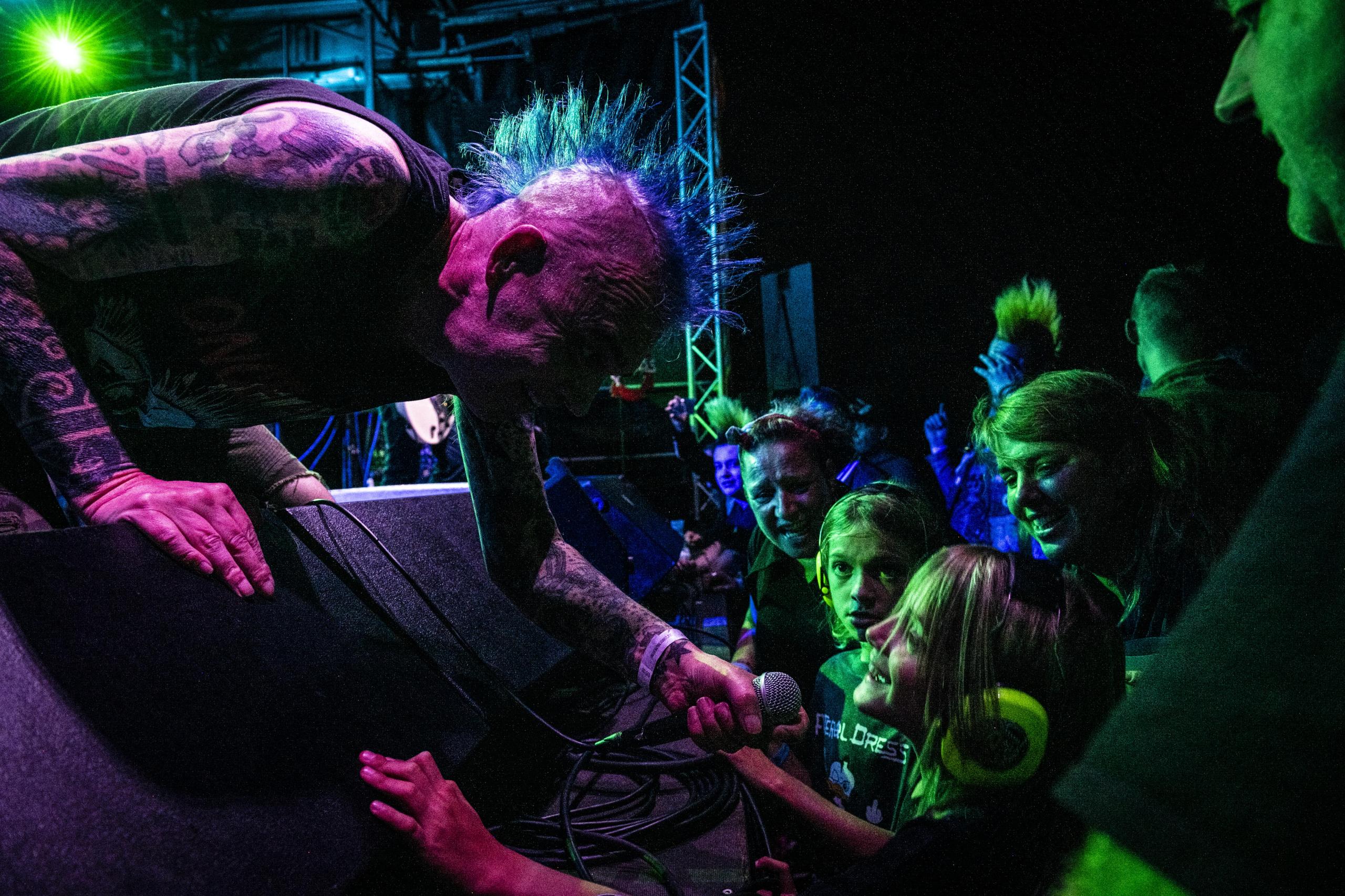Funerel Dress - Punx in the pit @ De Schorre, picture 8, photographed by Sandra Van Watermeulen - FrontView Magazine