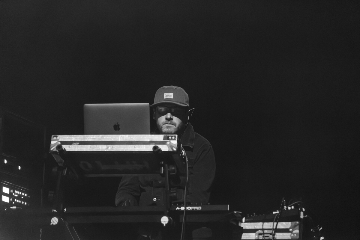 Happy Mondays @ Vooruit, picture 2, photographed by Bart Janssens - FrontView Magazine