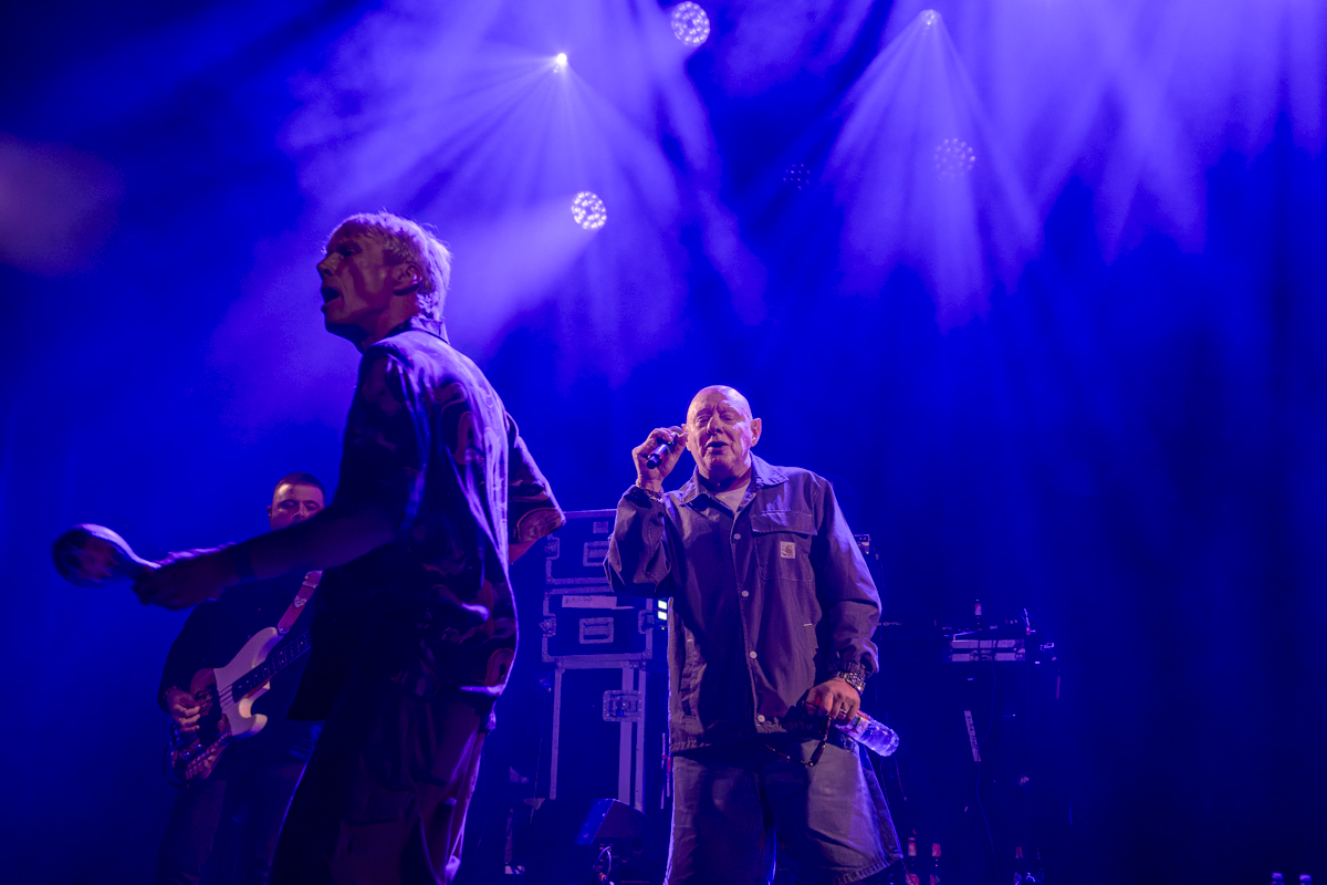 Happy Mondays @ Vooruit, picture 5, photographed by Bart Janssens - FrontView Magazine