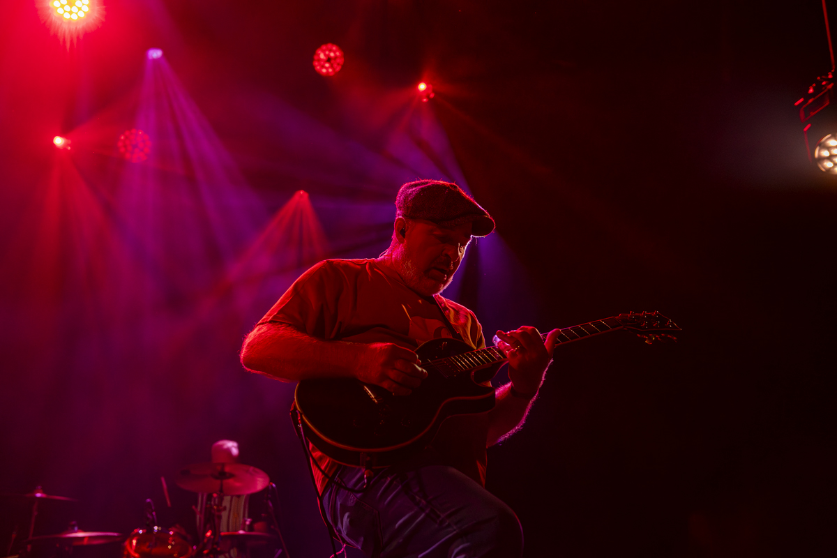 Happy Mondays @ Vooruit, picture 10, photographed by Bart Janssens - FrontView Magazine