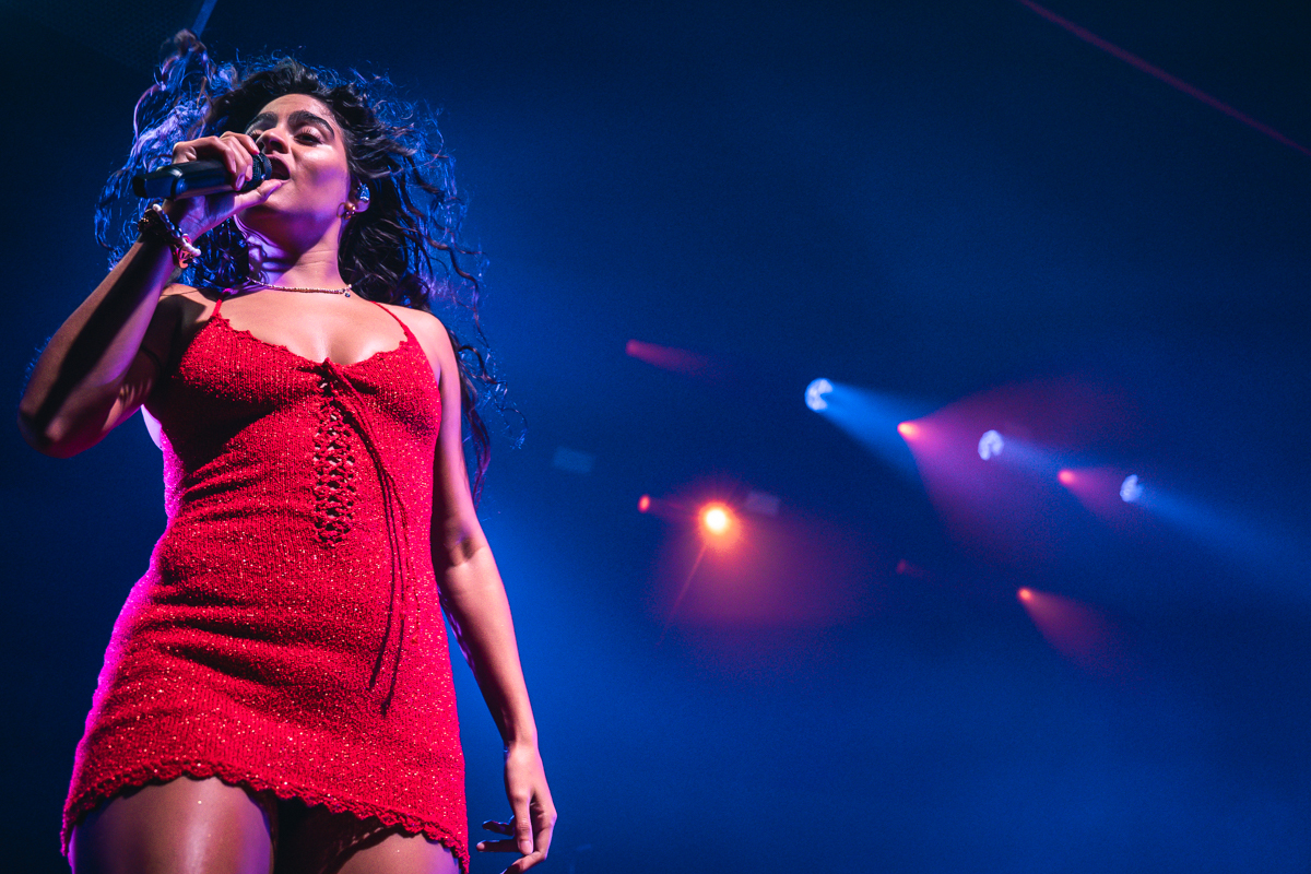 Jessie Reyez @ AB, picture 3, photographed by Jelle Meersschaut - FrontView Magazine