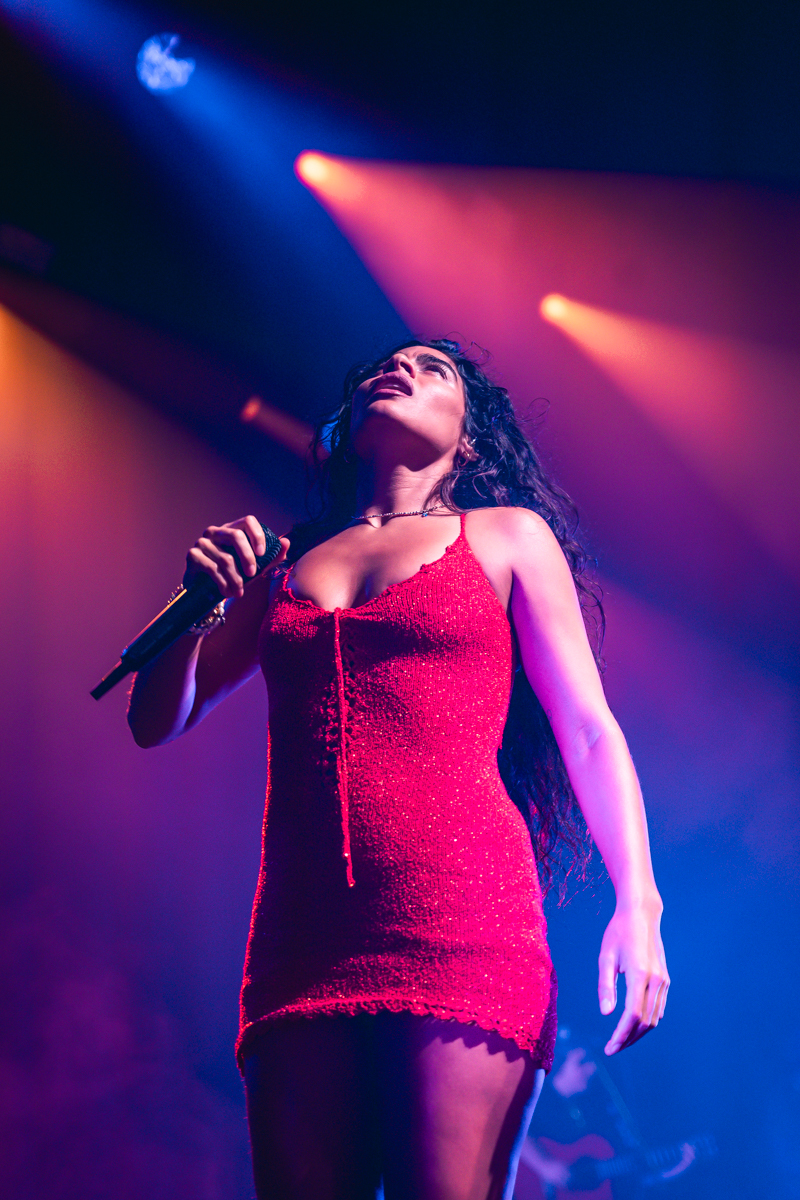 Jessie Reyez @ AB, picture 4, photographed by Jelle Meersschaut - FrontView Magazine